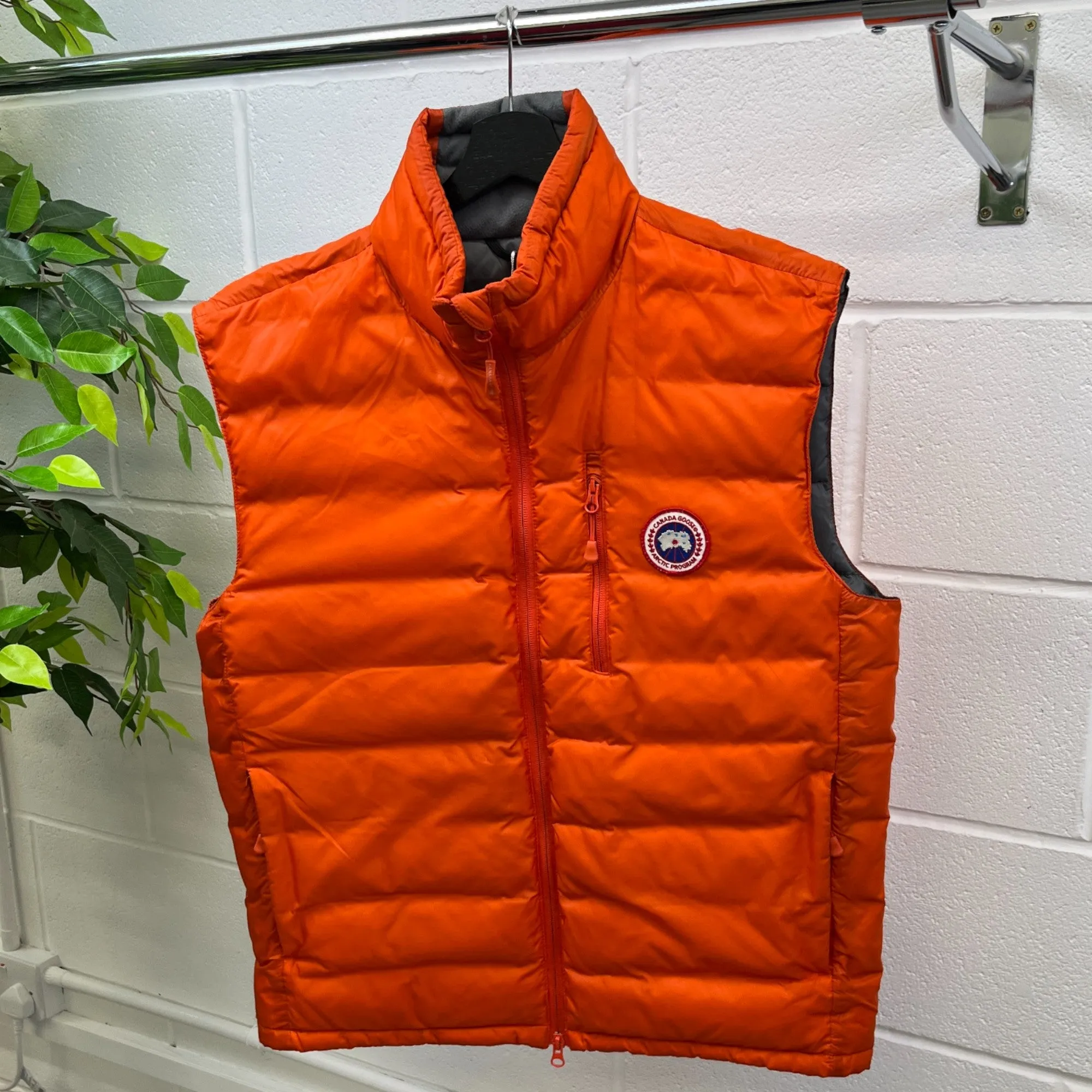 Men's Lodge Gilet Orange Size M